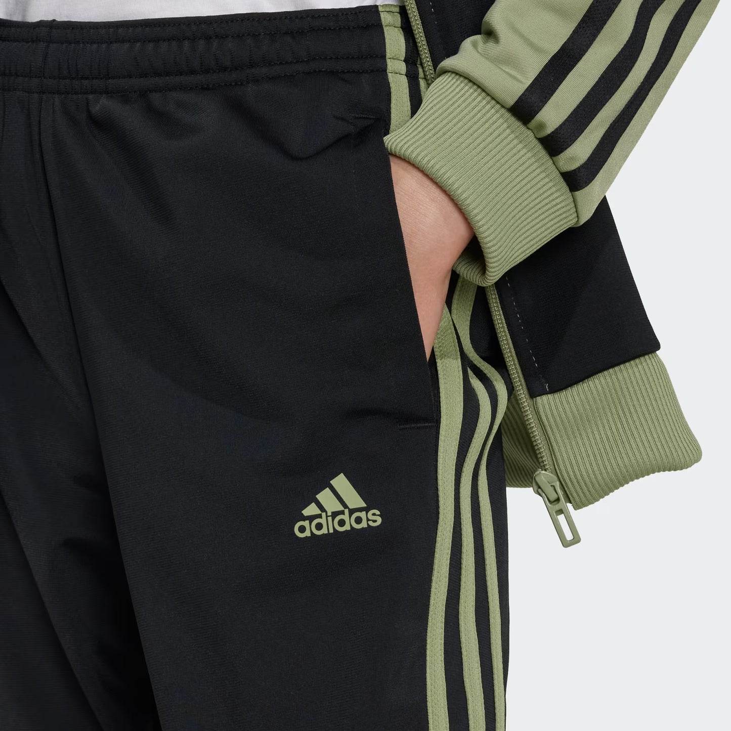Tuta Adidas bambini e ragazzi