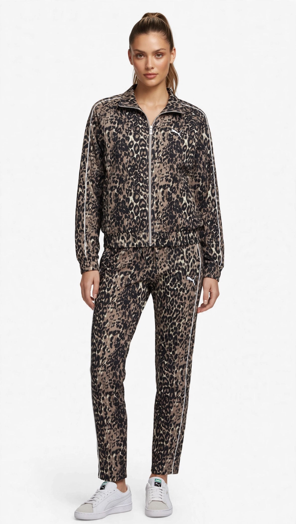 PUMA felpa RUN WOVEN beige da donna con stampa grafica all-over e chiusura zippata.