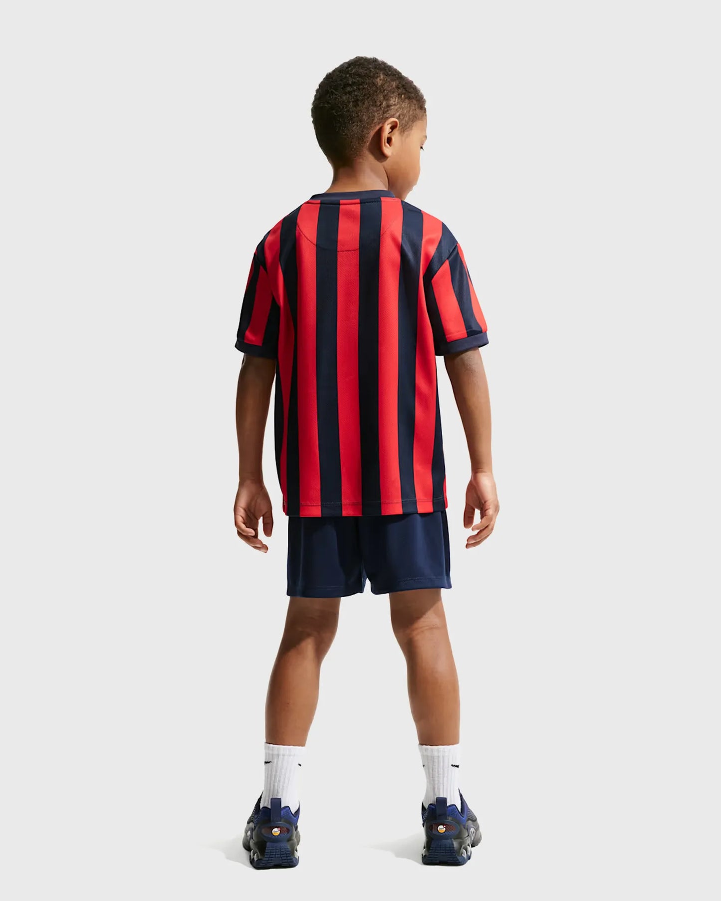 Nike t-shirt +bermuda bambino