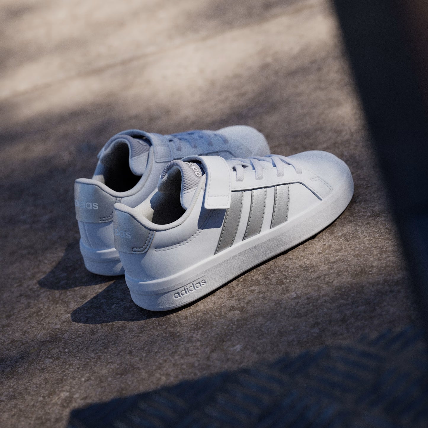 Scarpa Adidas bambina Grand Court 3.0 EL C