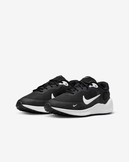 Scarpa Nike revolution