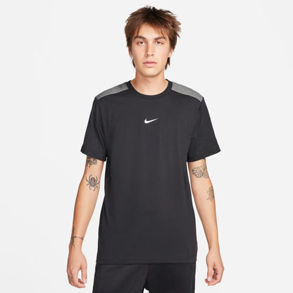 T-shirt Graphic NIKE uomo