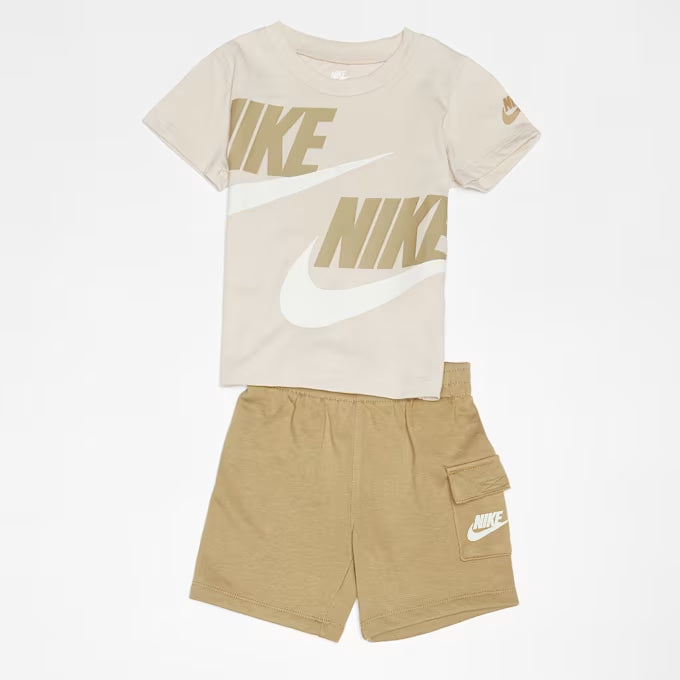 T-shirt+bermuda Nike neonato